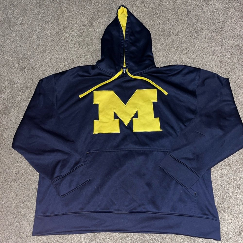 Michigan Wolverines Sweatshirt Mens XL Blue Majestic Section 101 Fleece Hoodie